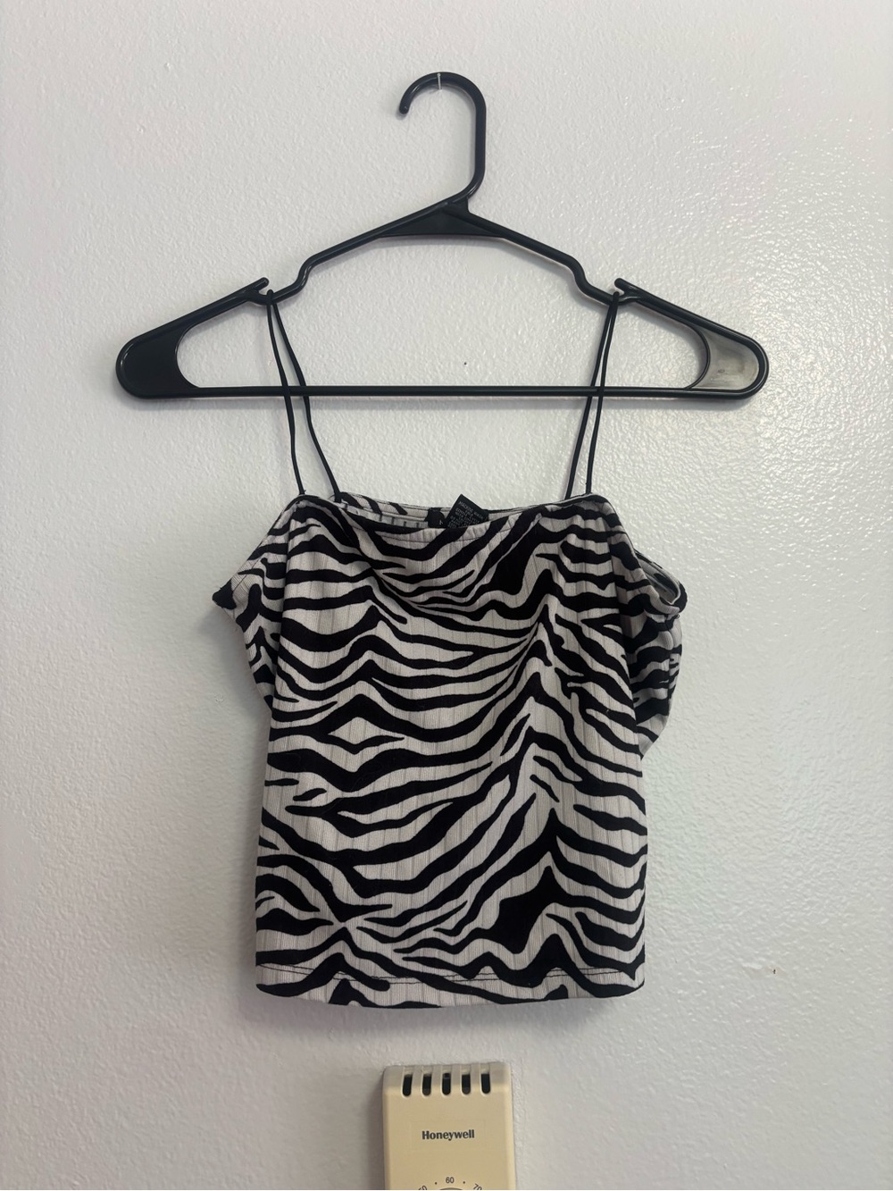 Women’s Rue21 Y2K Style Zebra Print Cropped Cami Tank Top Size Large Like New